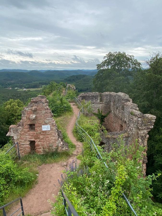 De La Vallée